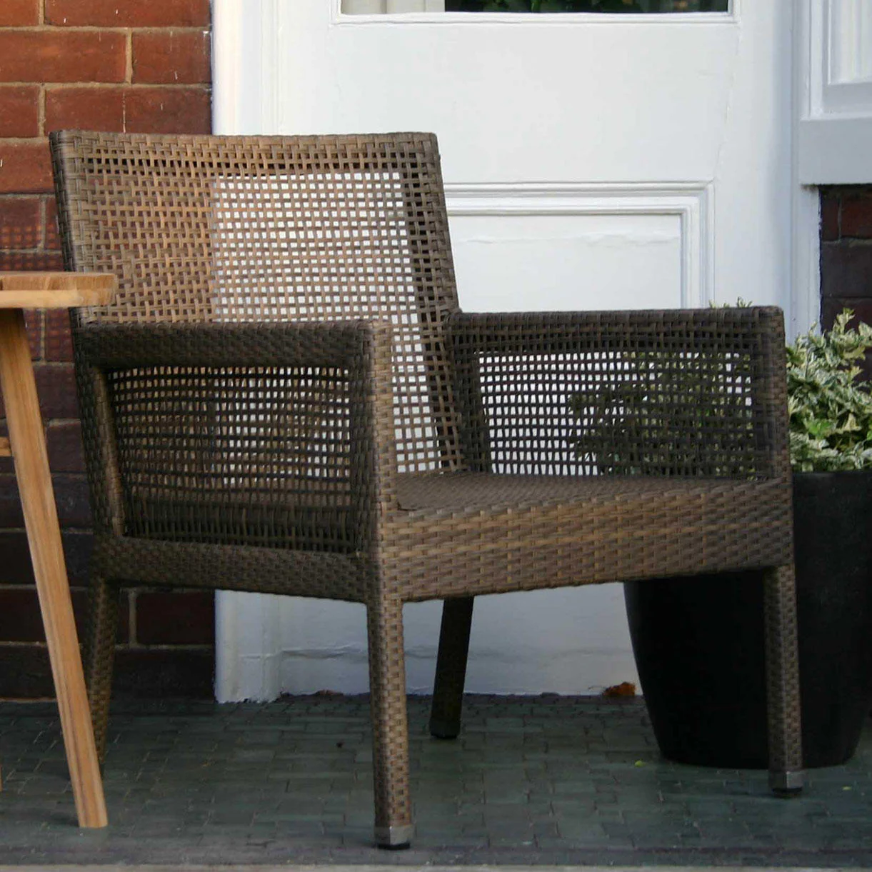 Aroma Easy Outdoor Lounge Chair
