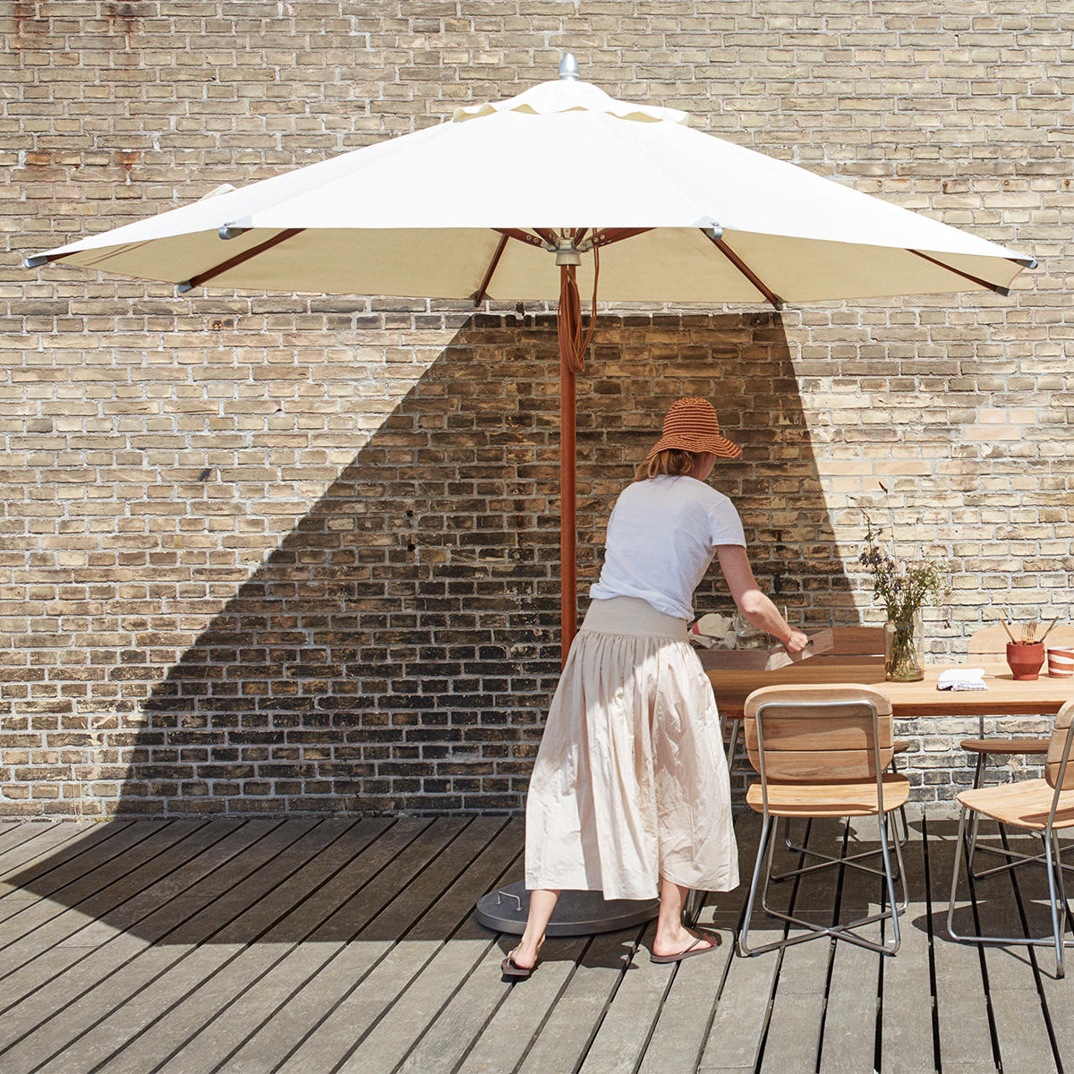 Atlantis Round Parasol