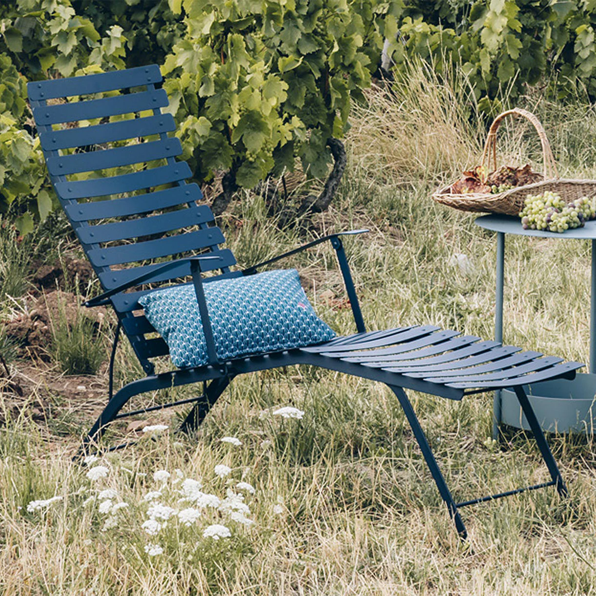 Bistro Lounger