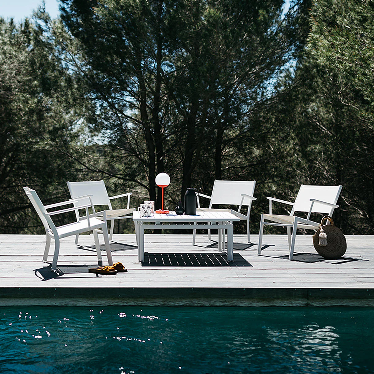 Costa Relaxing Low Arm Chair