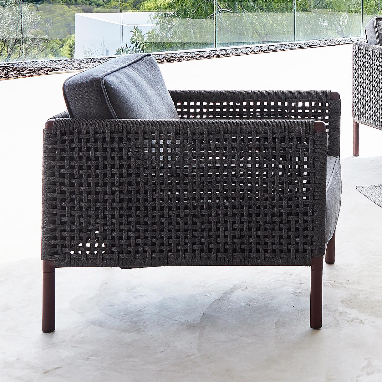 Encore AirTouch Lounge Chair - Image 2
