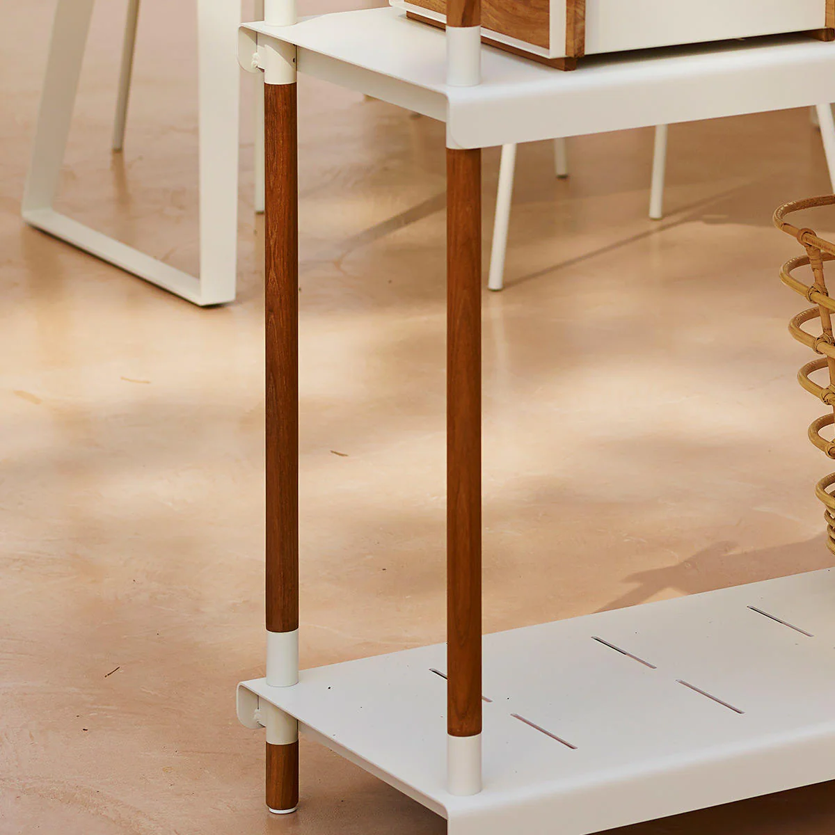 Frame Outdoor Shelving System Spacers