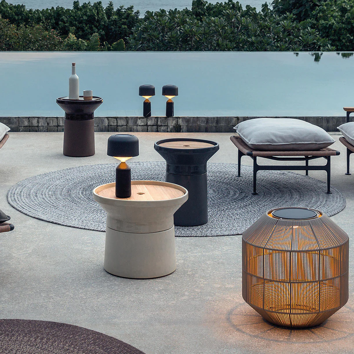 Gloster Outdoor Circular Deco Rug - Image 2