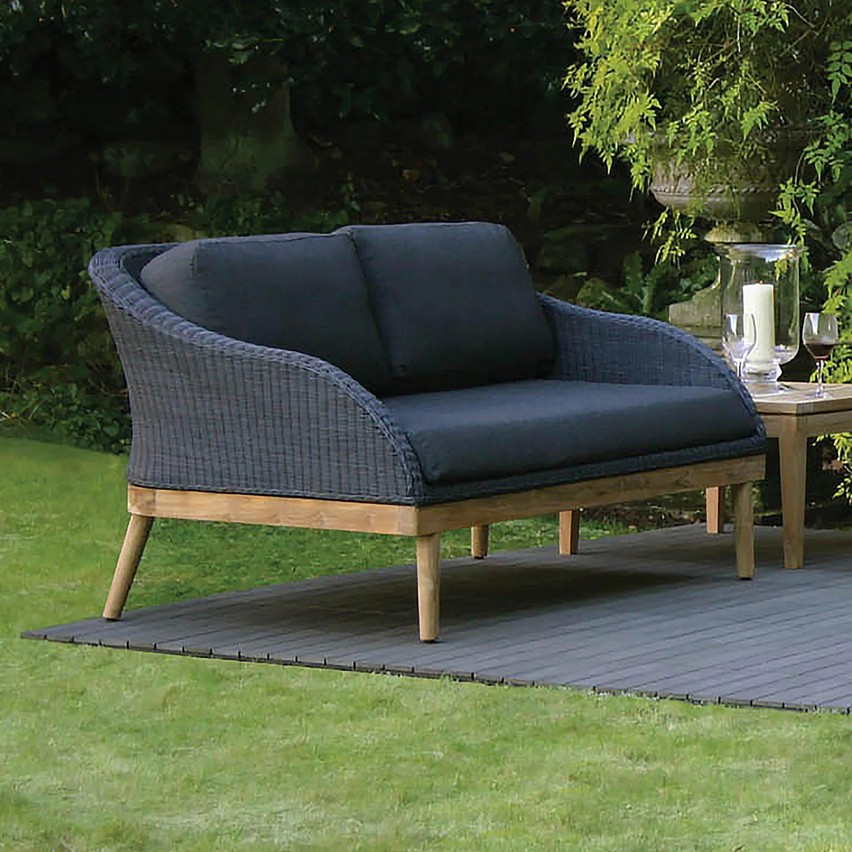 Harris Small Deep Sofa