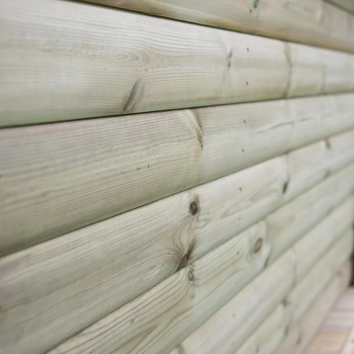 Thatched Hexagonal 4.7m Gazebos - Image 4