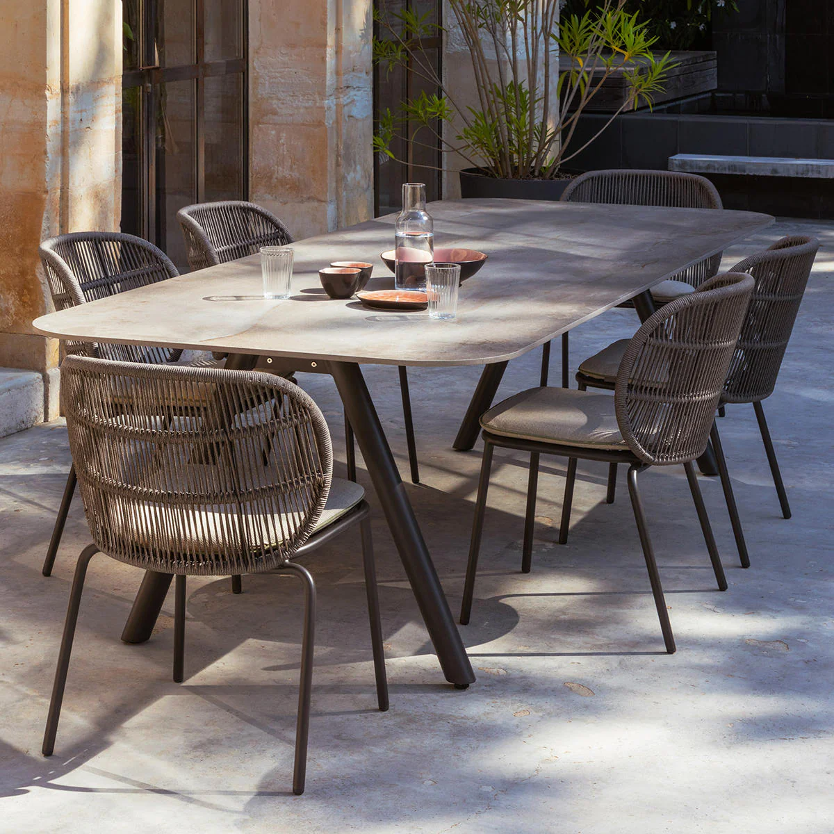 Kodo Rectangular Dining Table