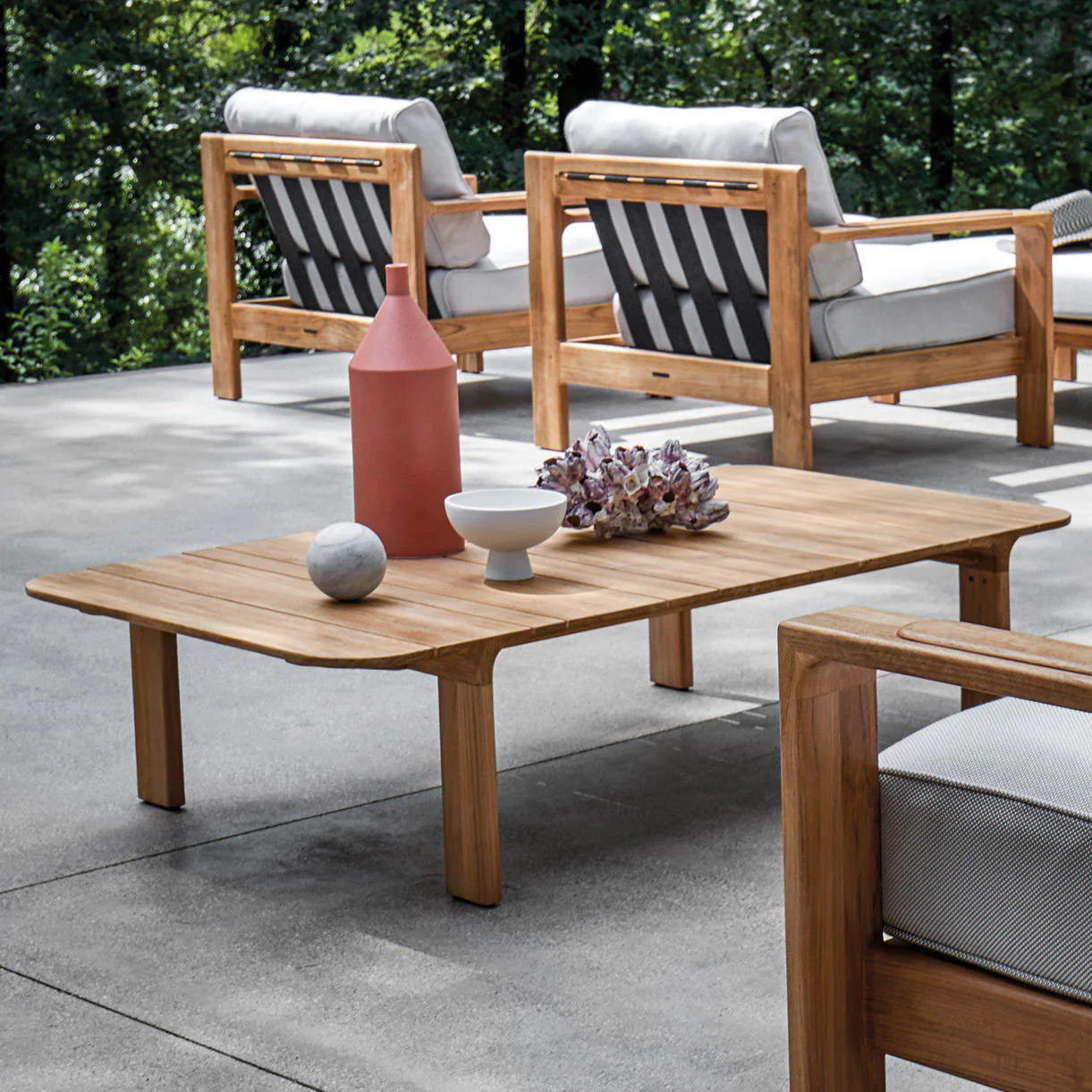 Loop Coffee Table