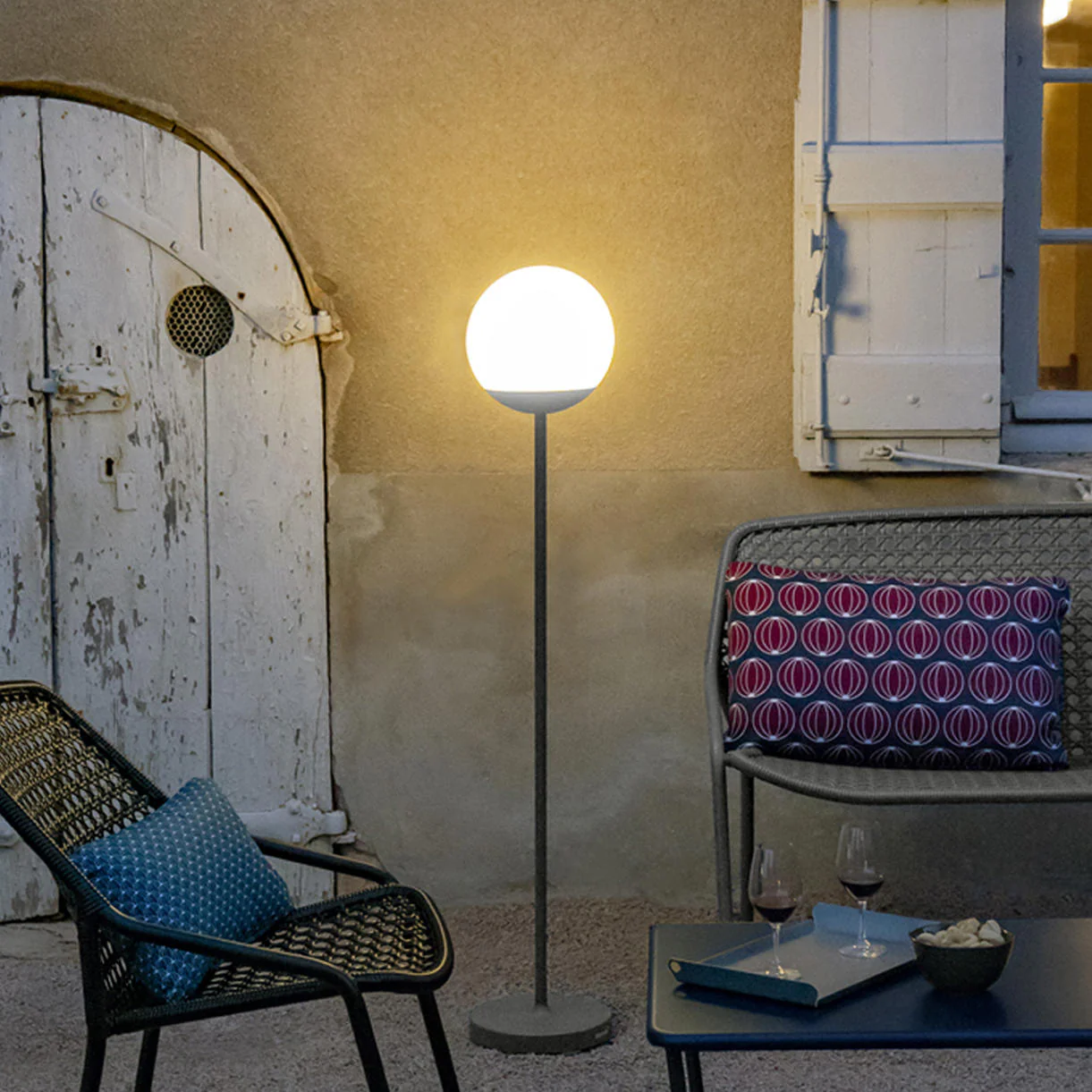 Mooon! Floor Lamp - Image 2