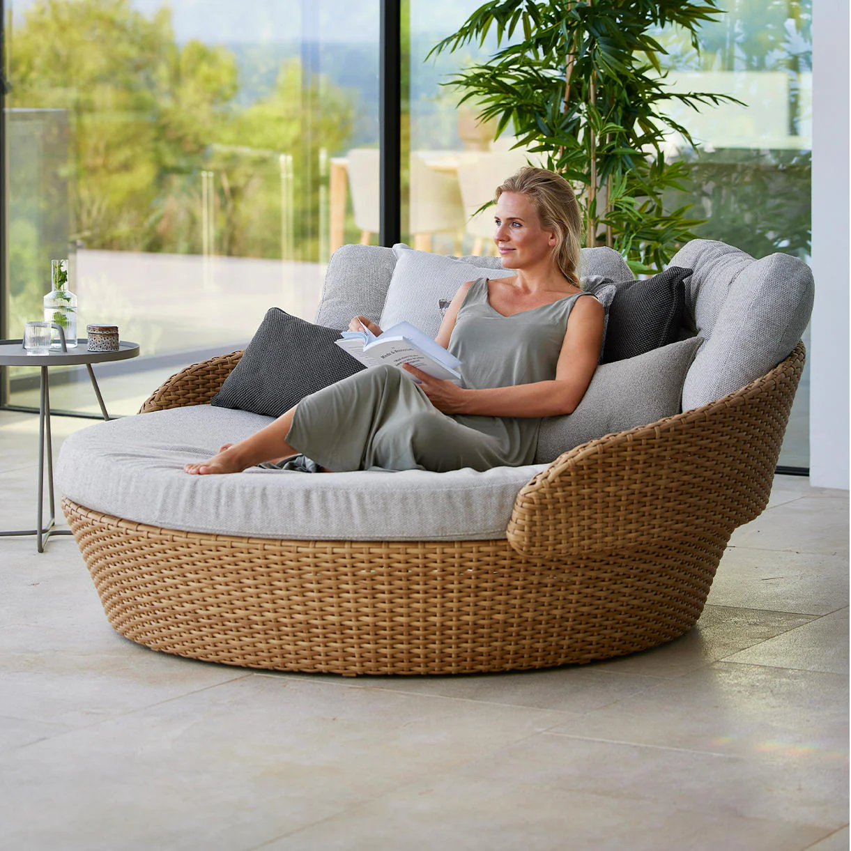 Ocean Large Woven Daybed