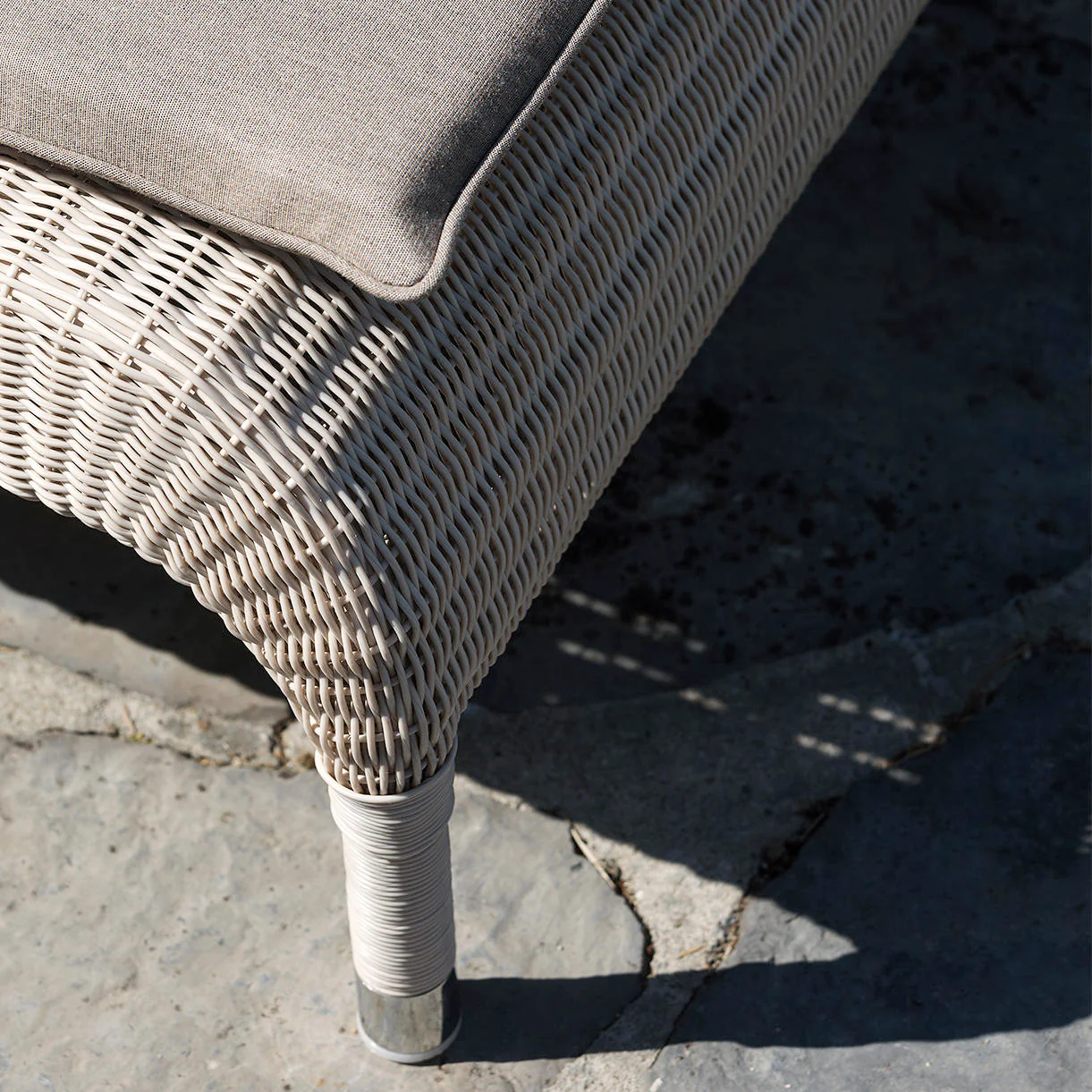 Safi Sunlounger - Image 4