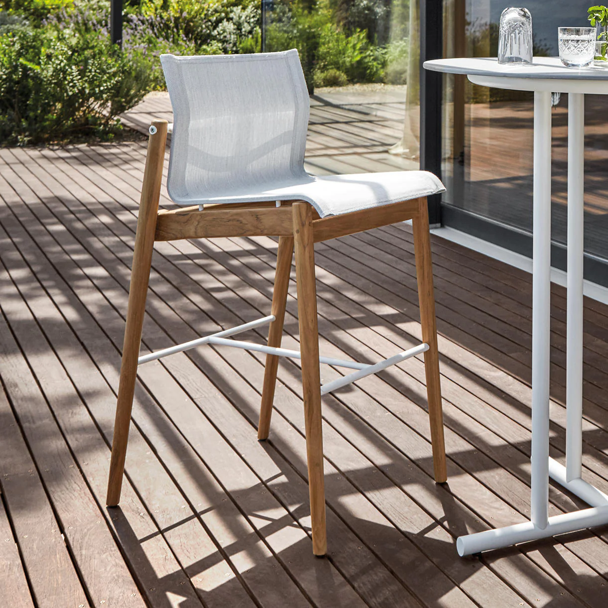 Sway Teak Bar Chair