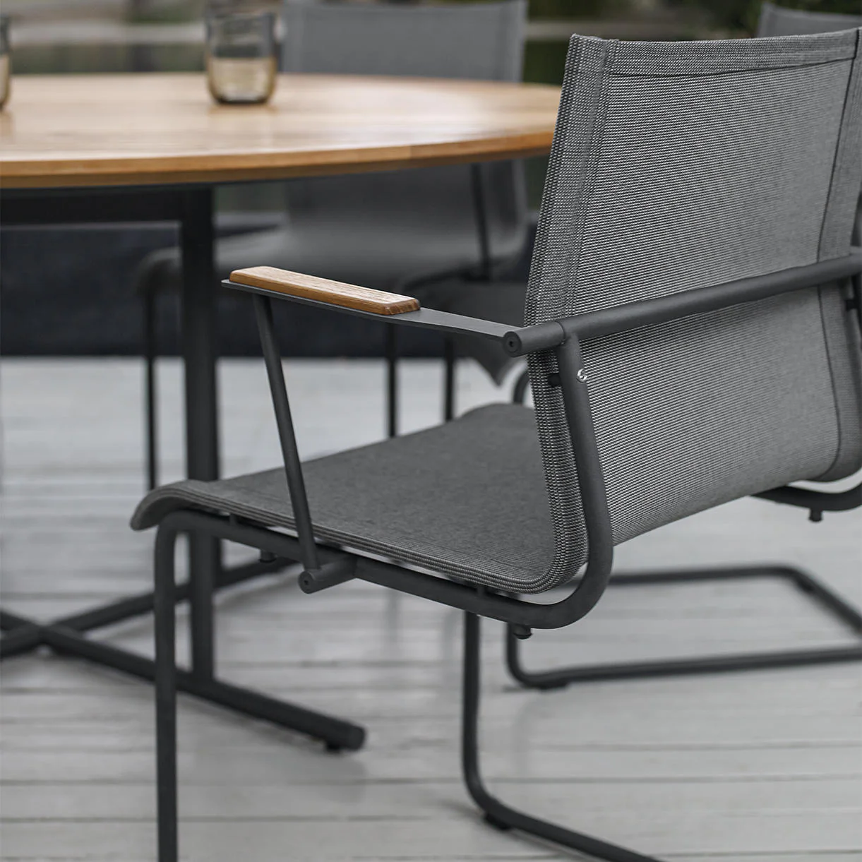 Sway Stacking Chairs with Arms - Image 3