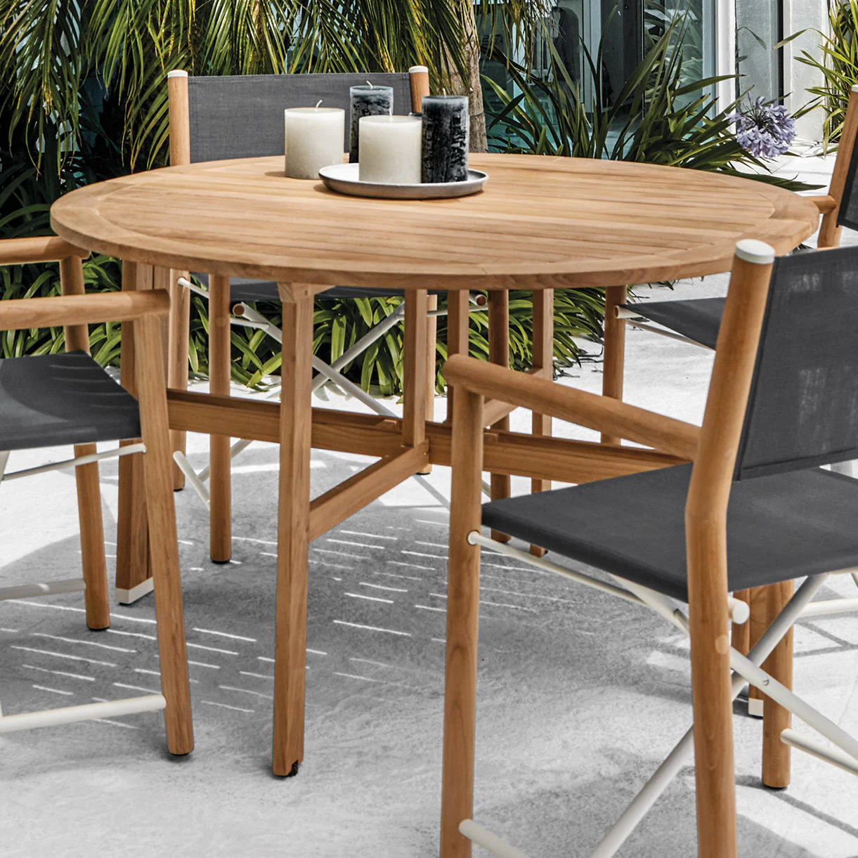 Voyager Round Dining Table